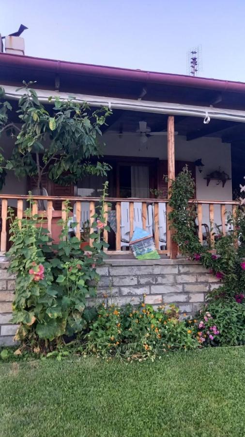 Ivonnis Garden Villa Mesimvria  Exteriör bild